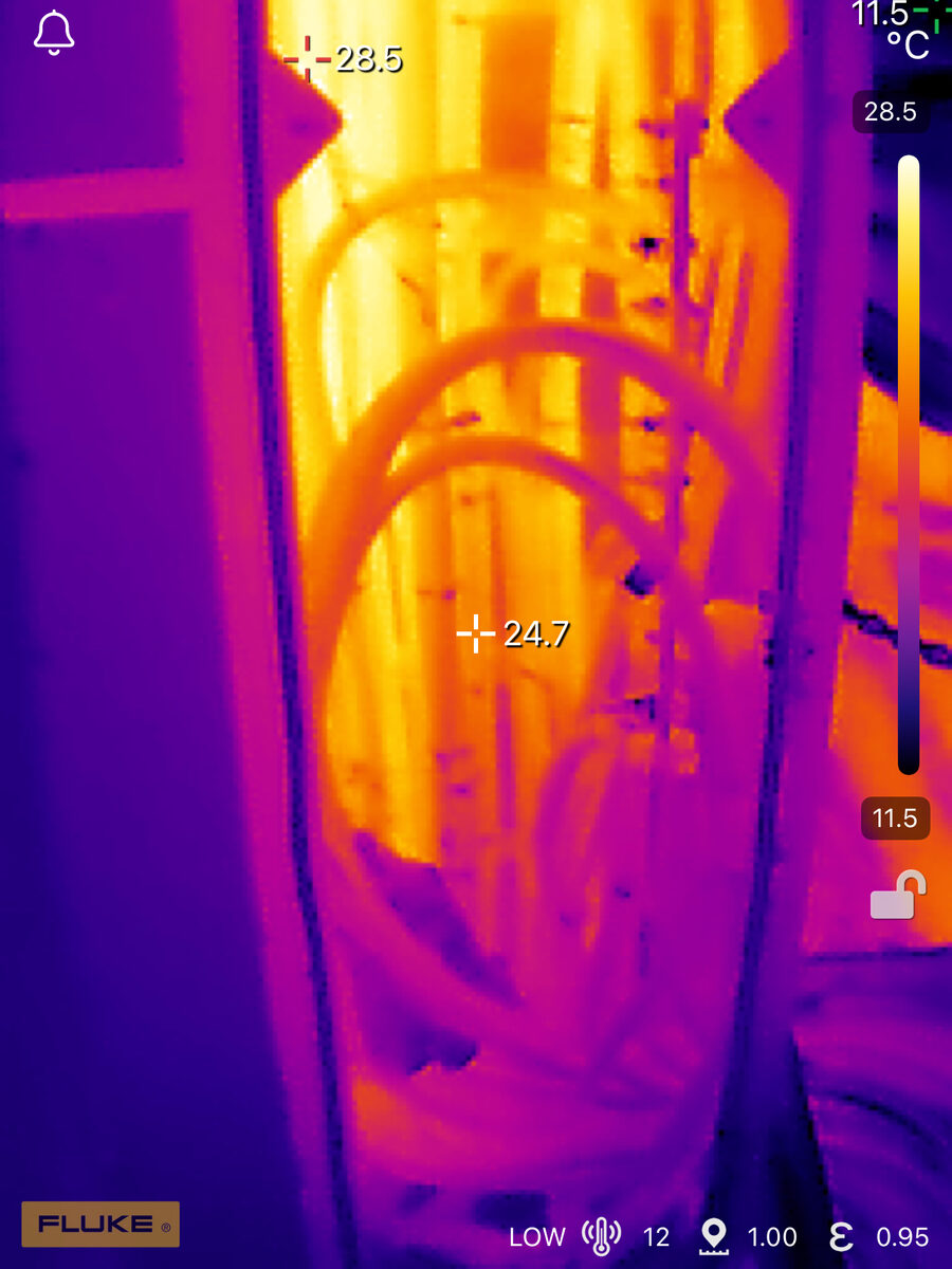 Internal switchboard thermal imaging scan showing heat distribution across bus connections at 28.5 degrees by Carlin Co Electrical